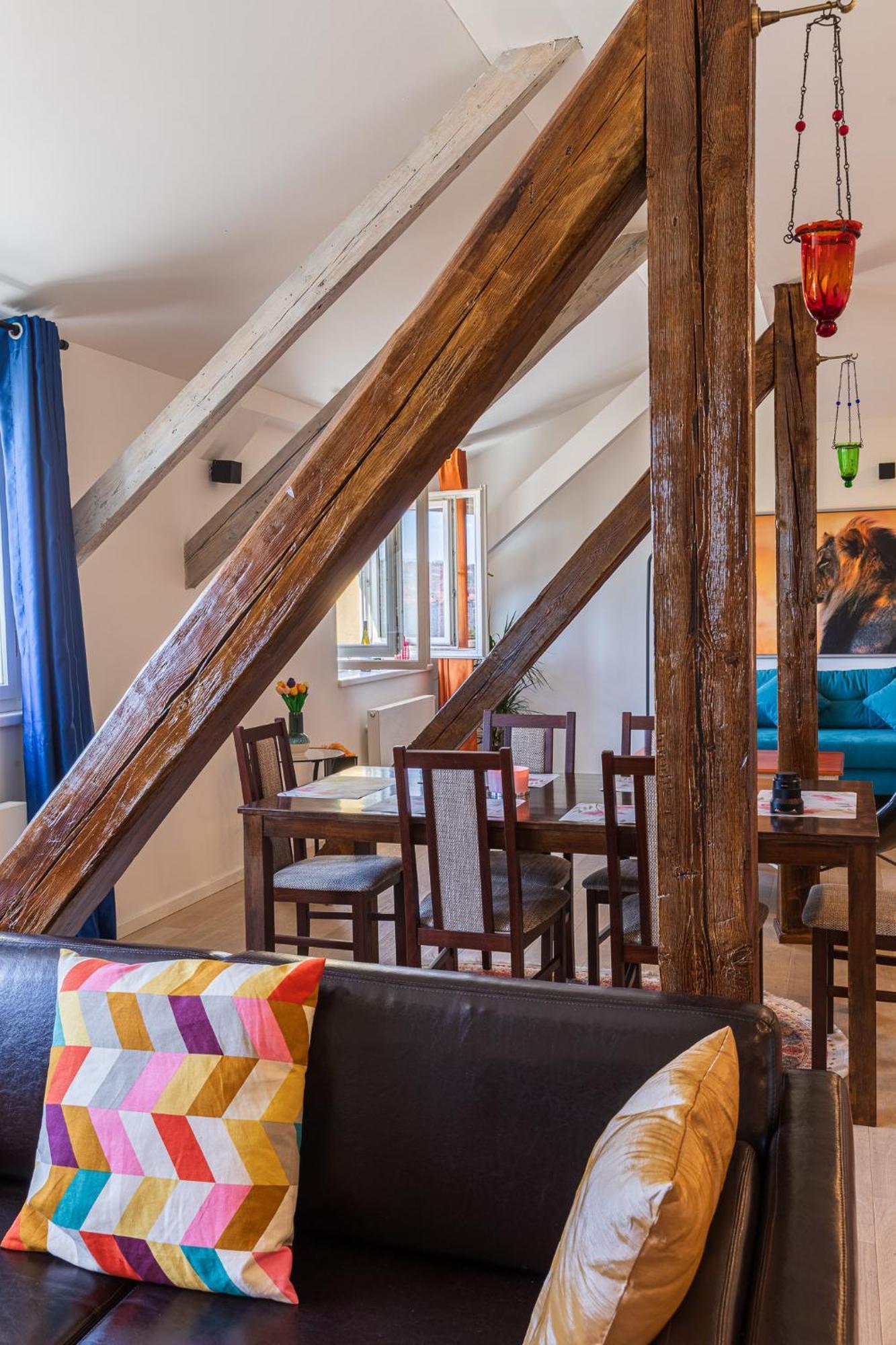 Appartamento Classy Riverside In The Old Town Of